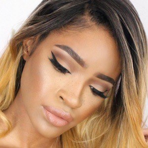 Doeneseya Bates image 4