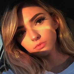 Domo, 28 (Twitter Star)