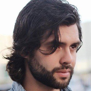 Donn Stewart, 32 (電影演員)