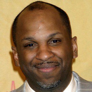 Donnie McClurkin, 64 (Ca sĩ Phúc âm)