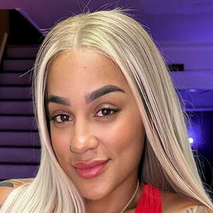 Dorada Nicole, 34 (TikTok Star)