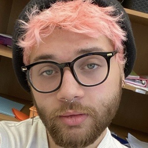 Douron Becker, 23 (TikTok Star)