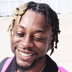 DQ4EQuis, 33 (Instagram明星)