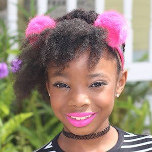 Dream Carter, 16 (YouTube Star)