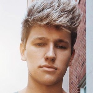 Drew Dirksen, 29 (Guitarist)