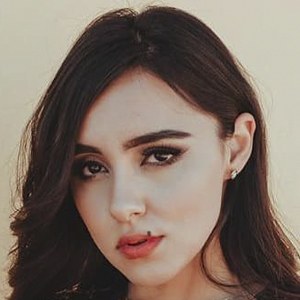 Dulce Soltero, 35 (模特)