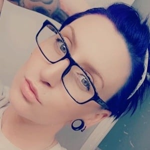 DumpsterDivingMama, 36 (TikToker)