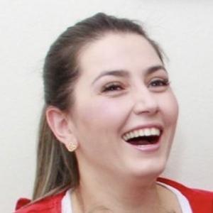 Dunia Oliveira, 39 (Blogger)