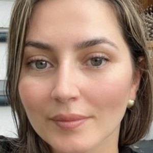 Dunia Oliveira, 39 (Blogger)