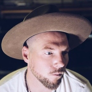 Dustin Burnett image 7