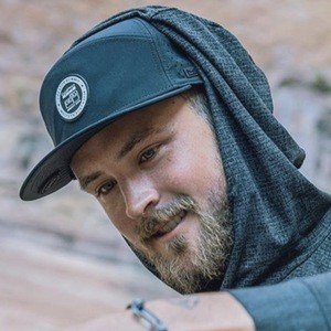 Dylan Efron, 33 (Instagram Star)