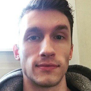 Дылан Ис Ин Троубле image 3