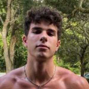 Dylan Nichols, 23 (TikTok明星)