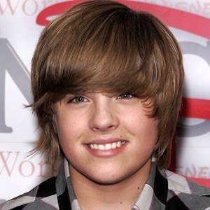 Dylan Sprouse, 33 (电视演员)