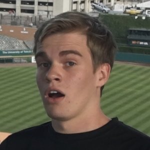 EazySpeezy, 26 (YouTube Star)