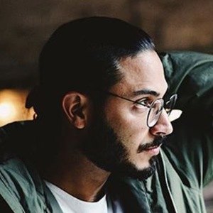 Eber Landa, 41 (Photographer)