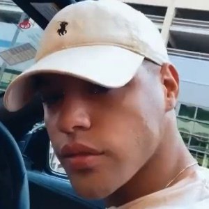 Ebtpapa, 19 (TikTok Star)