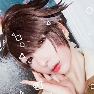 Eclair Marie, 28 (Cosplayer)