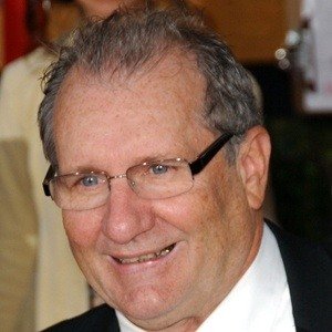 Ed O'Neill image 5