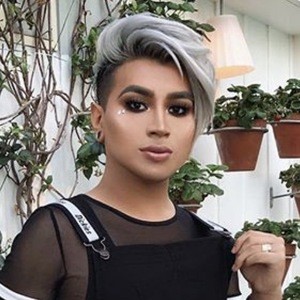 Edgar's Makeup image 2