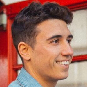 Edu Bastús, 30 (TikTok Star)