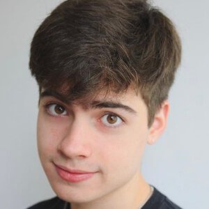 Eduardo Prado, 23 (Estrella de Instagram)