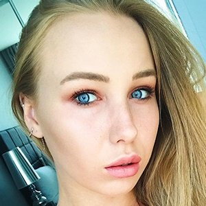 Edyn Mackney, 29 (Model)