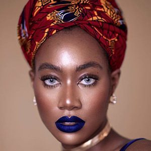 Efik Zara, 31 (小提琴家)