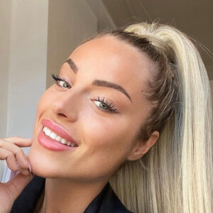 Eilish Flesch image 6