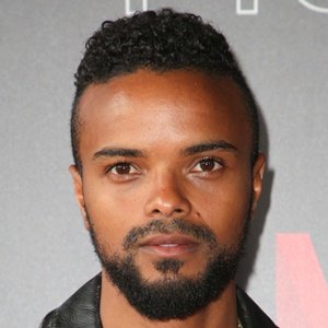 Eka Darville image 4