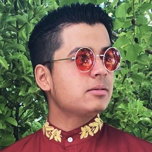 El Luchador, 27 (YouTube明星)