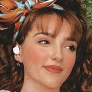 Elaine Haro, 22 (TV Actress)