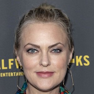 Elaine Hendrix image 6