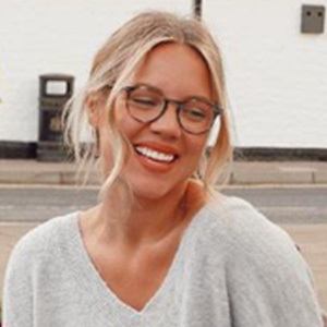 Elanna Pecherle, 34 (YouTube明星)