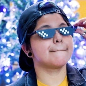 Elcanaldelpatho Otaku image 3