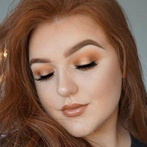 Eleanor Neale, 26 (YouTube Star)