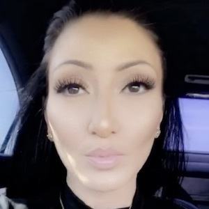 Elena Ahanzadeh image 5