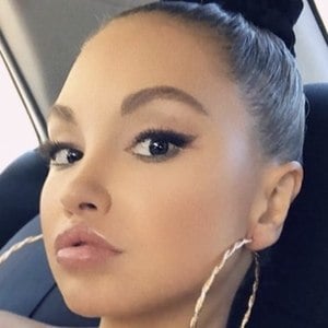 Elena Belle, 40 (Model)