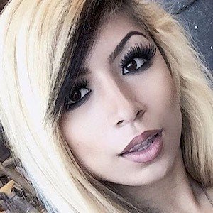 Elena Genevinne, 26 (YouTube Star)