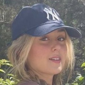 Eliana Bakhshnia, 25 (TikTok Star)