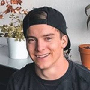Elias Schwärzler, 30 (Mountain Biker)