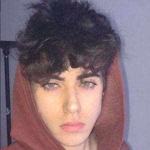 Elijah Haider, 28 (模特)