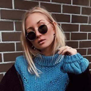 Elisa Ludwig, 32 (Blogger)