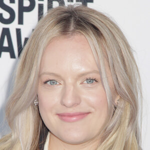 Elisabeth Moss image 5
