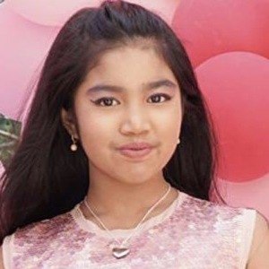 Elisakh Hagia, 17 (Pop Singer)