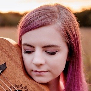 Elise Ecklund, 28 (YouTube明星)