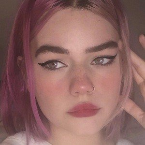 Elise Platt image 3