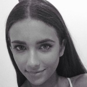 Elisha Herbert image 5