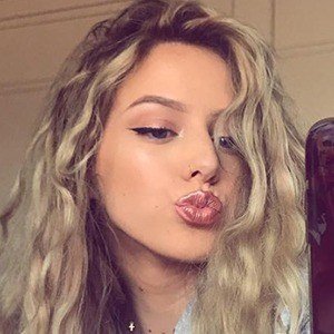 Eliza Rose, 26 (YouTube Star)