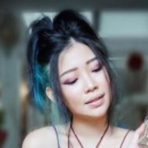 Elizabeth Boon, 33 (记者)